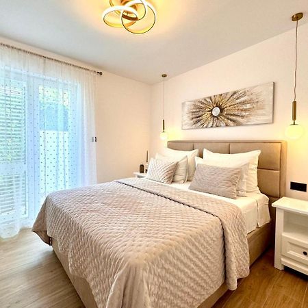 Apartmani Nikola Baška Voda Buitenkant foto