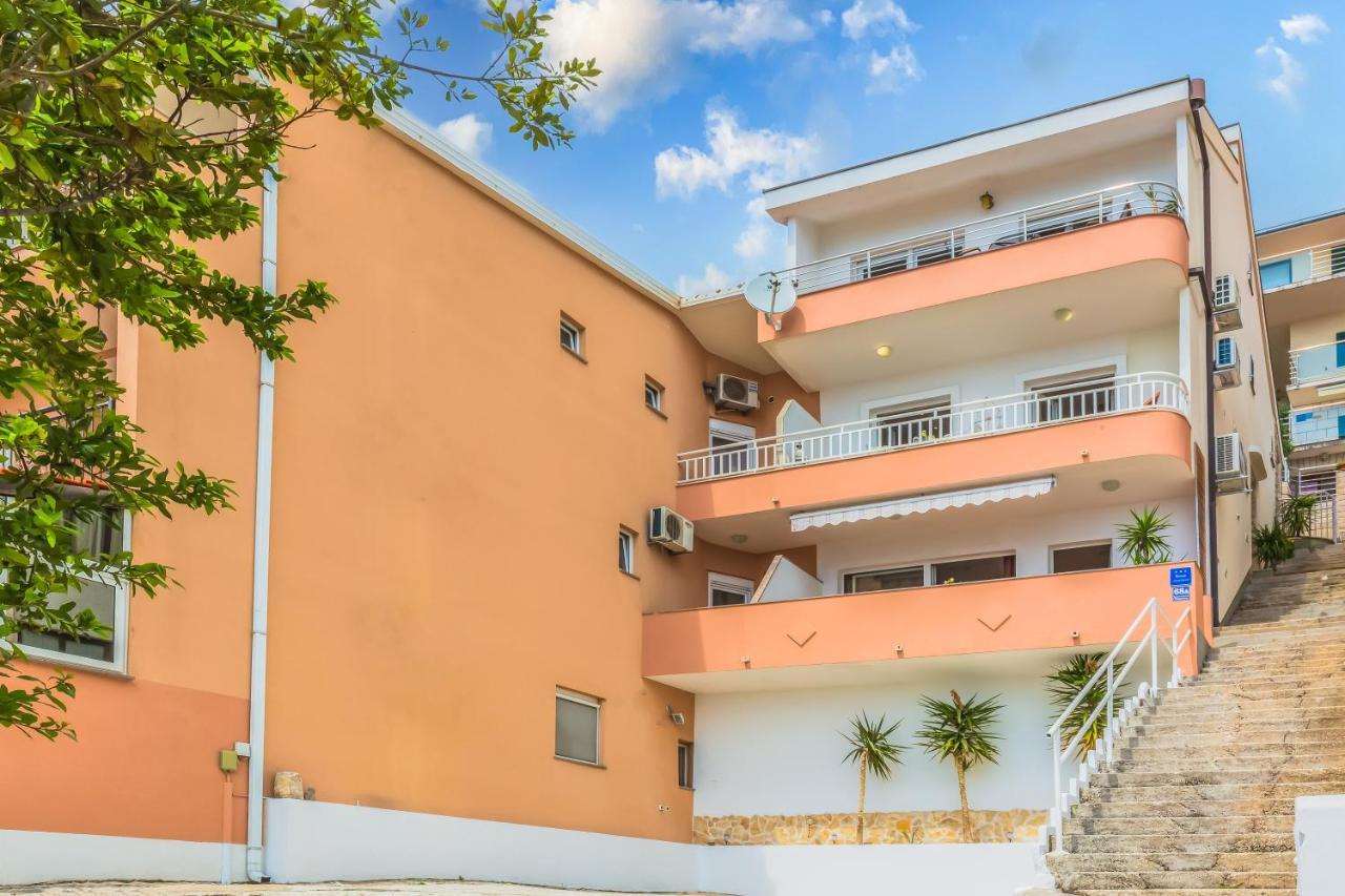 Apartmani Nikola Baška Voda Buitenkant foto