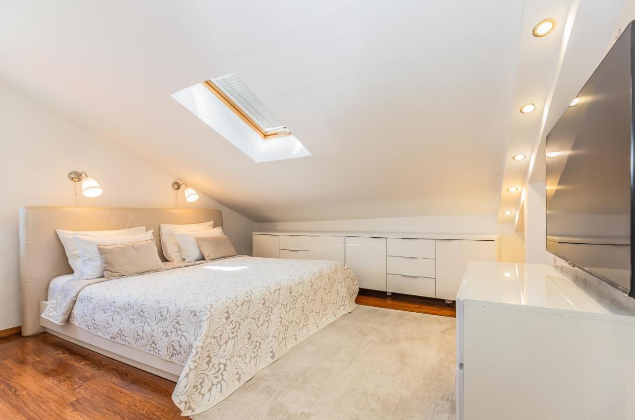 Apartmani Nikola Baška Voda Buitenkant foto