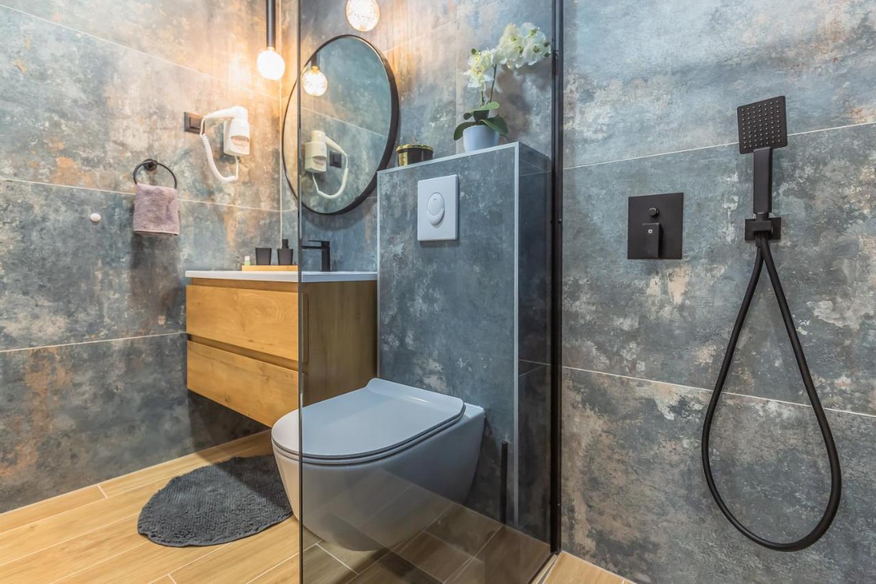 Apartmani Nikola Baška Voda Buitenkant foto