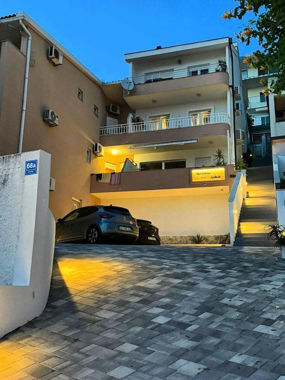 Apartmani Nikola Baška Voda Buitenkant foto