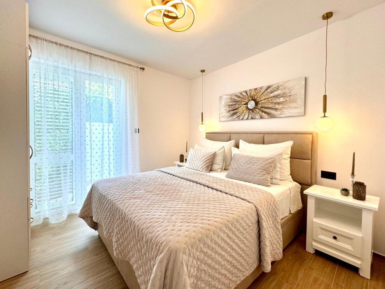 Apartmani Nikola Baška Voda Buitenkant foto