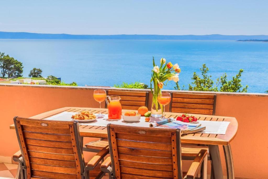 Apartmani Nikola Baška Voda Buitenkant foto